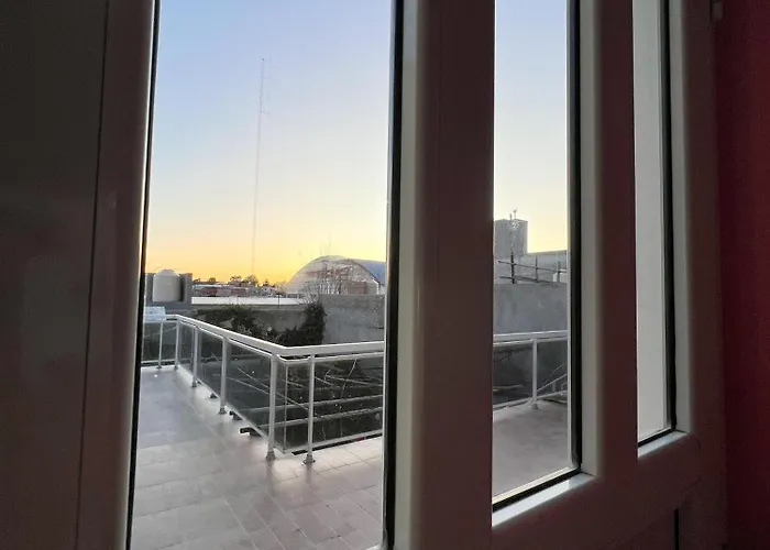 Comodo Y Amplio Departamento Cerca Del Centro - Sin Cochera -